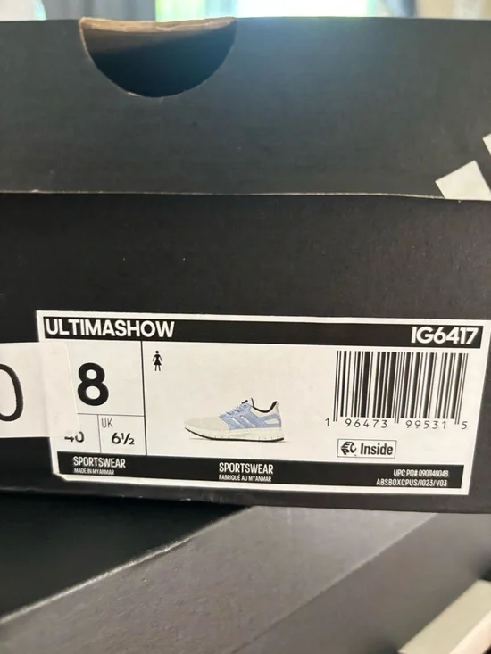 adidas Ultimashow Sneakers in White & Light Blue - Picture 2 of 5